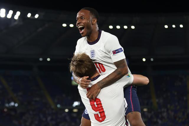 世界杯比赛观看软件-致敬谢林汉姆追平希勒,世界杯金靴凯恩回来了